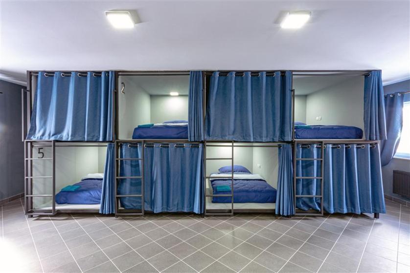 Hostel Iron Cube Stružná Exterior foto